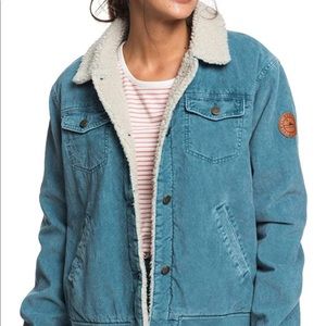 NWOT Roxy corduroy jacket with Sherpa lining XL fits  like L as it is junior